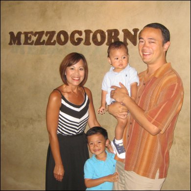 2010 - Paradise Village Resort - Dinner