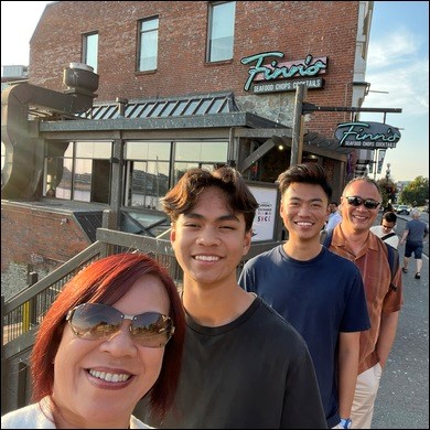 2024 - Finn's Seafood Chops Cocktails - Alaska Cruise